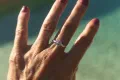 Streamline Oval Sparkle